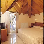 Hotel Bettina 3*