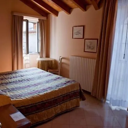 Bettina Hotel 3*